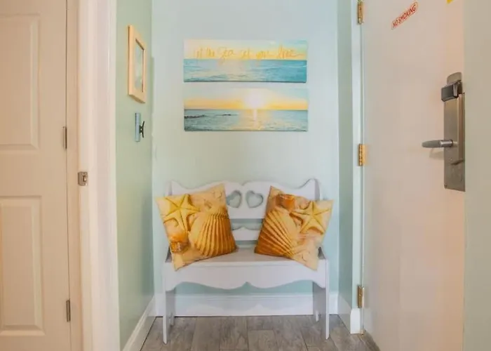 Footprints In The Holiday home